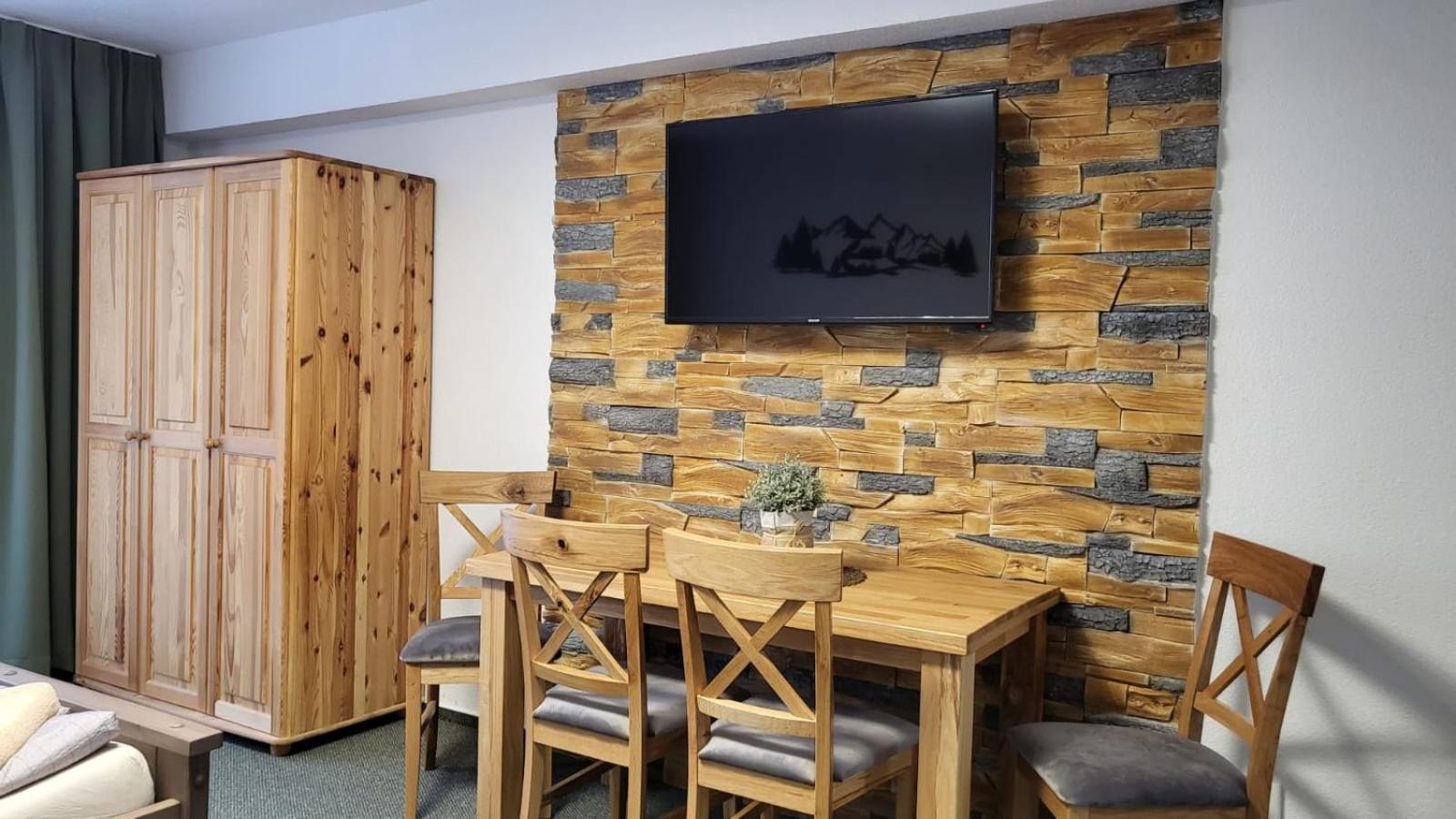 Apartmany Nizke Tatry - Krpacovo Dolna Lehota Ngoại thất bức ảnh