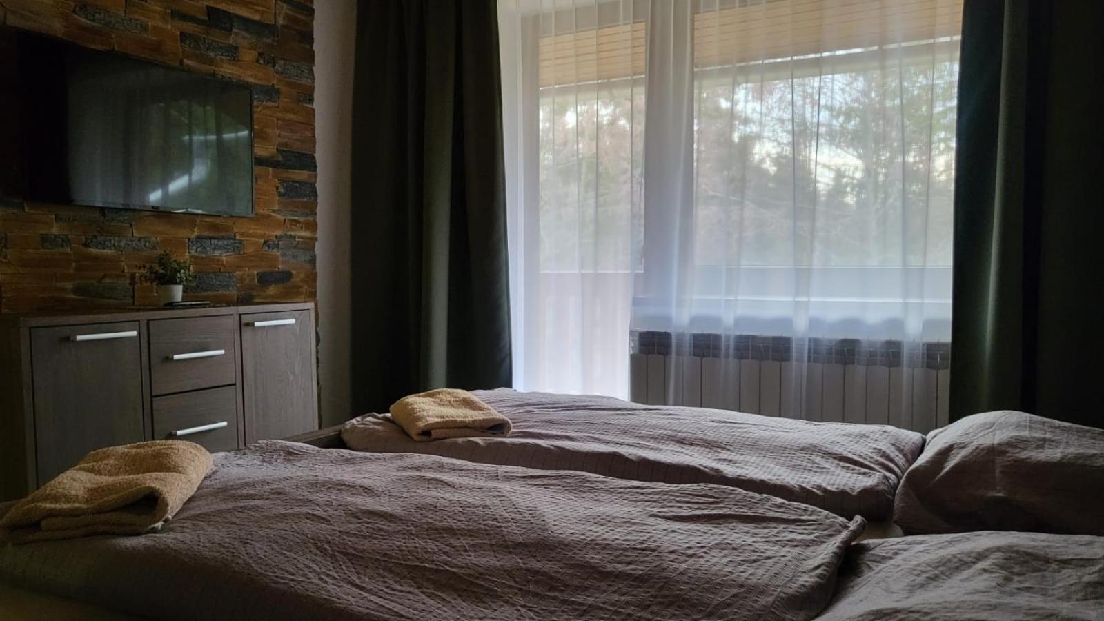 Apartmany Nizke Tatry - Krpacovo Dolna Lehota Ngoại thất bức ảnh
