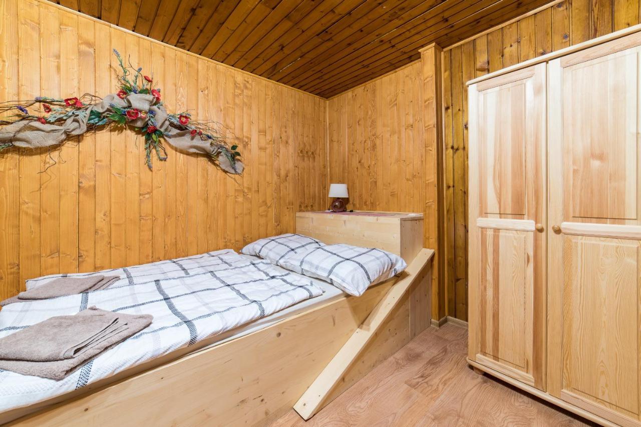 Apartmany Nizke Tatry - Krpacovo Dolna Lehota Ngoại thất bức ảnh